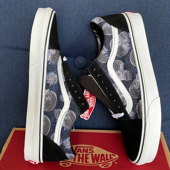 Vans Old Skool Wireframe Skulls Black True White WMNS - Picture 12 of 16